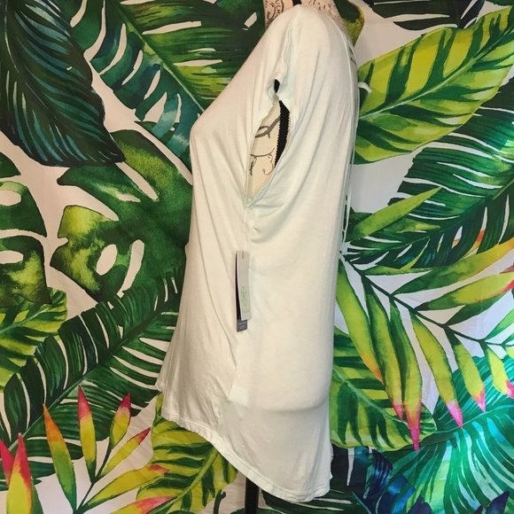 NWT $30 GAIAM Women’s Small Loose Fit Oversize Open Back Summer Athleisure Tee - Picture 4 of 6